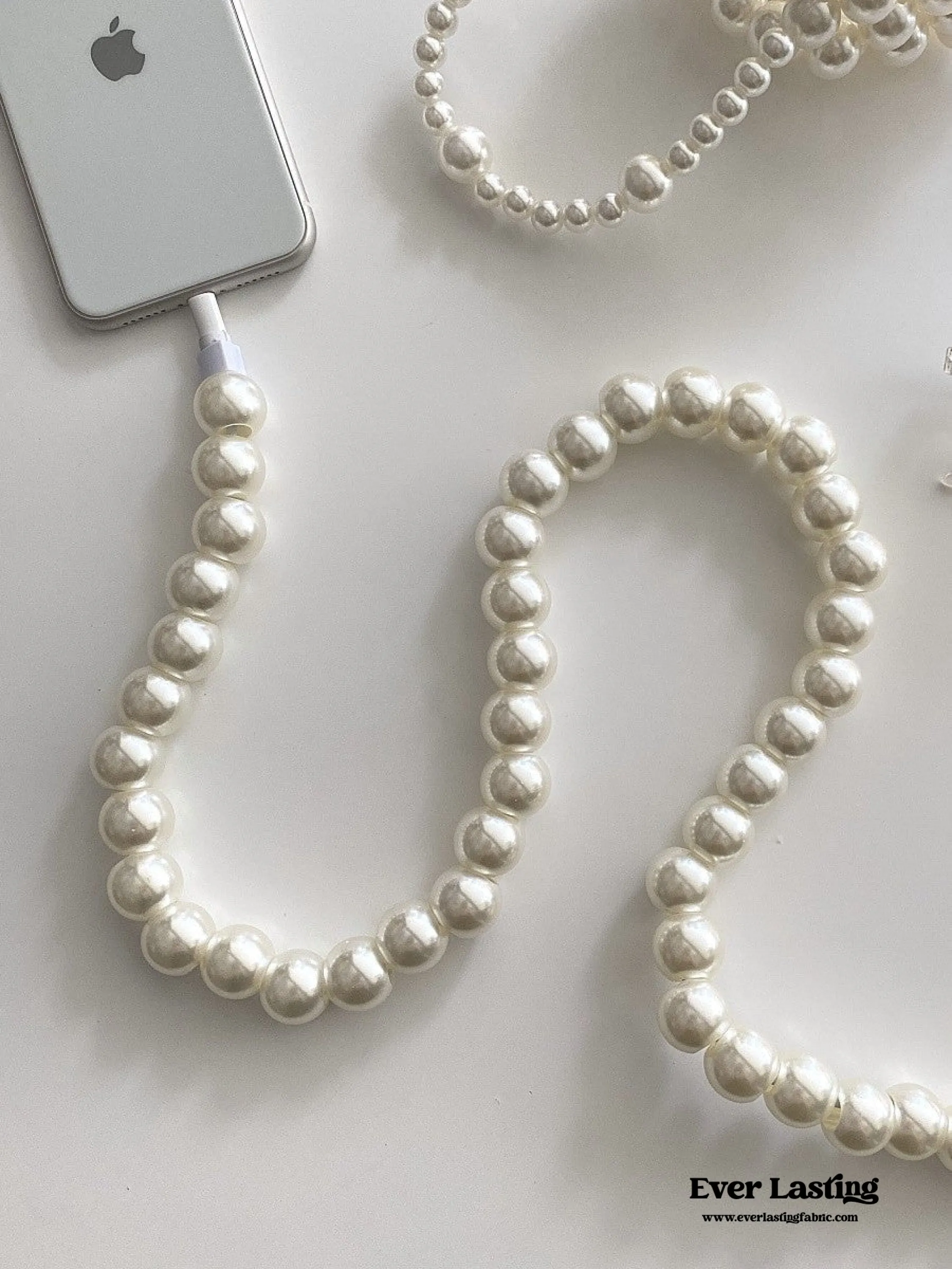 Beaded Phone Charger Cable / Pearl