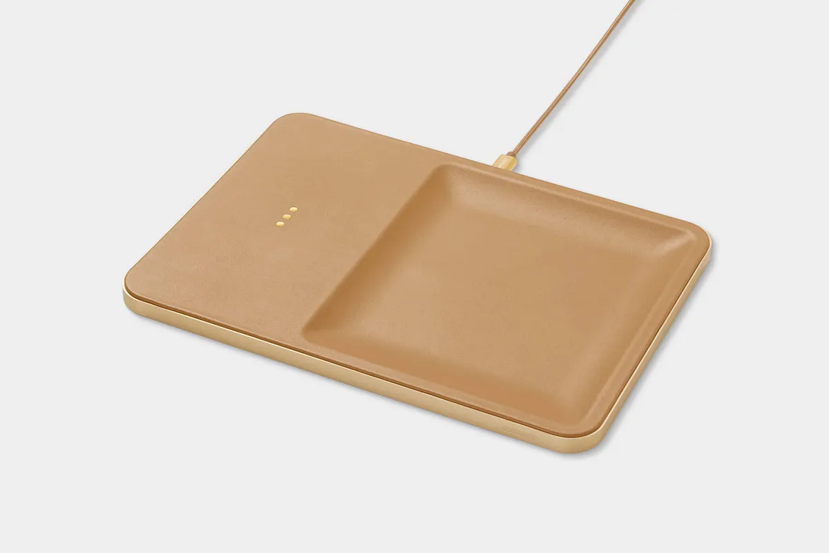 Courant Catch 3 Wireless Leather Charger in Cortado