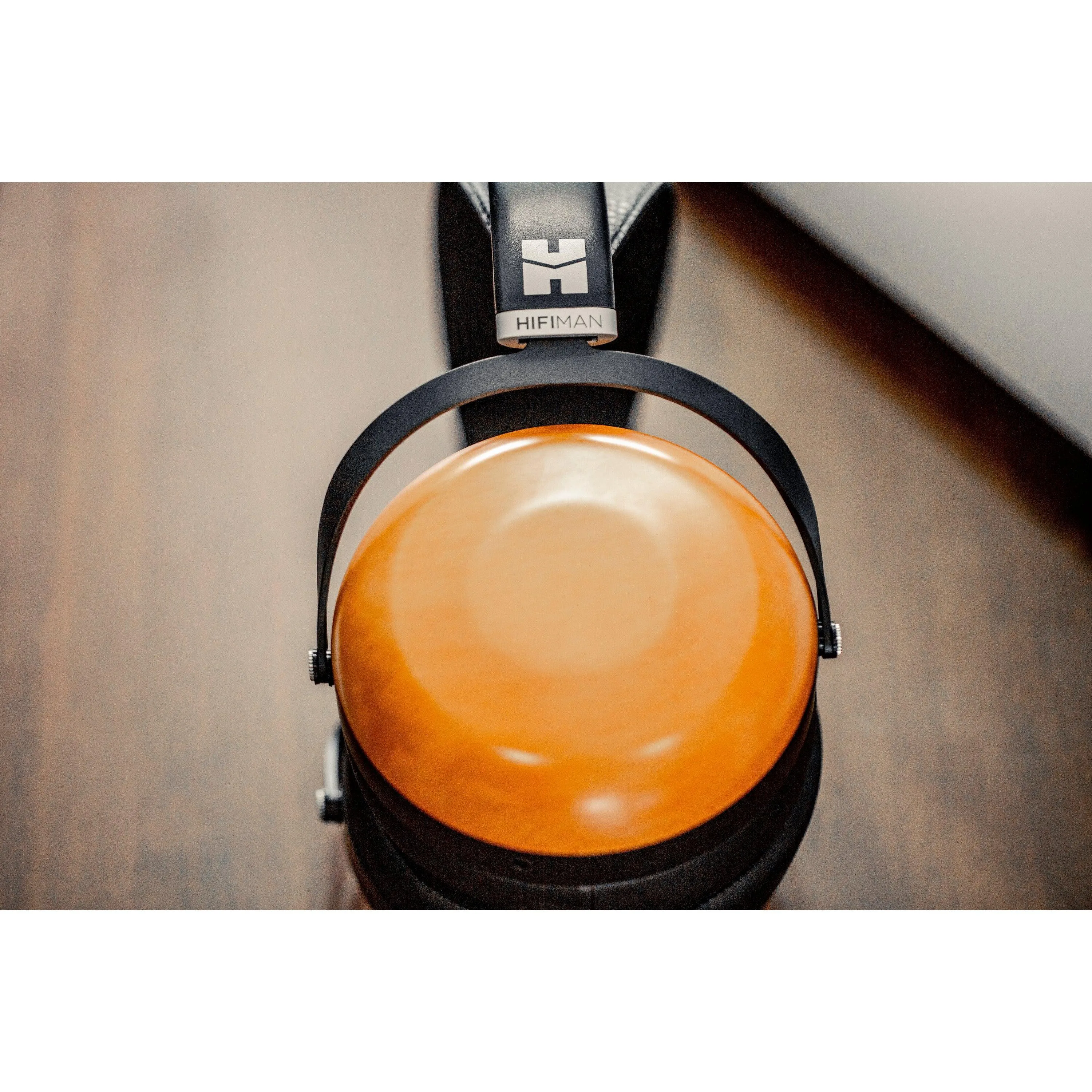 HIFIMAN Sundara Closed-Back | Planar Magnetic Headphones