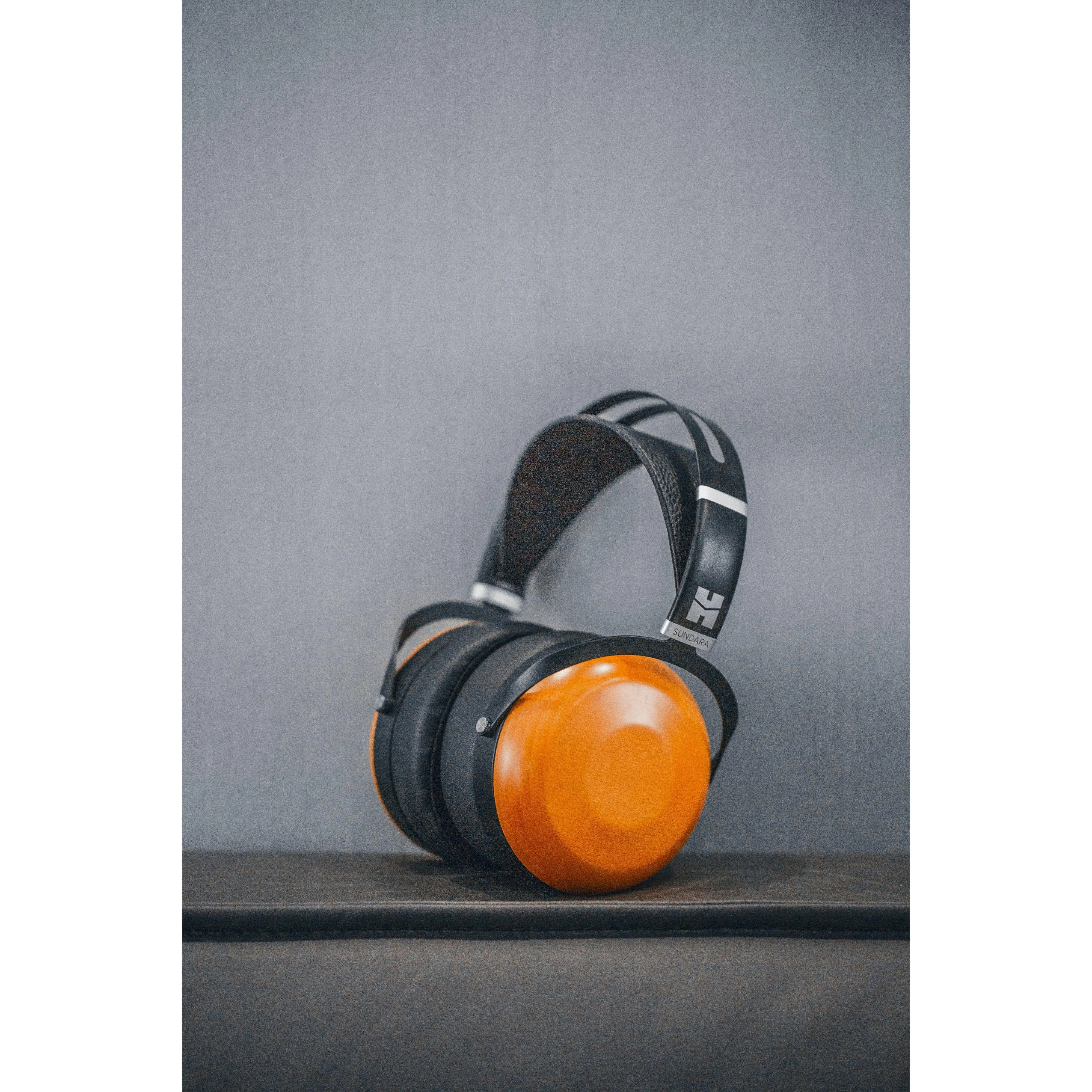 HIFIMAN Sundara Closed-Back | Planar Magnetic Headphones