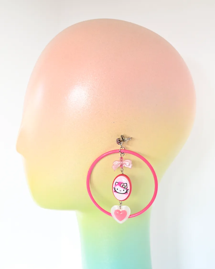 HULA HOOP HEART EARRINGS