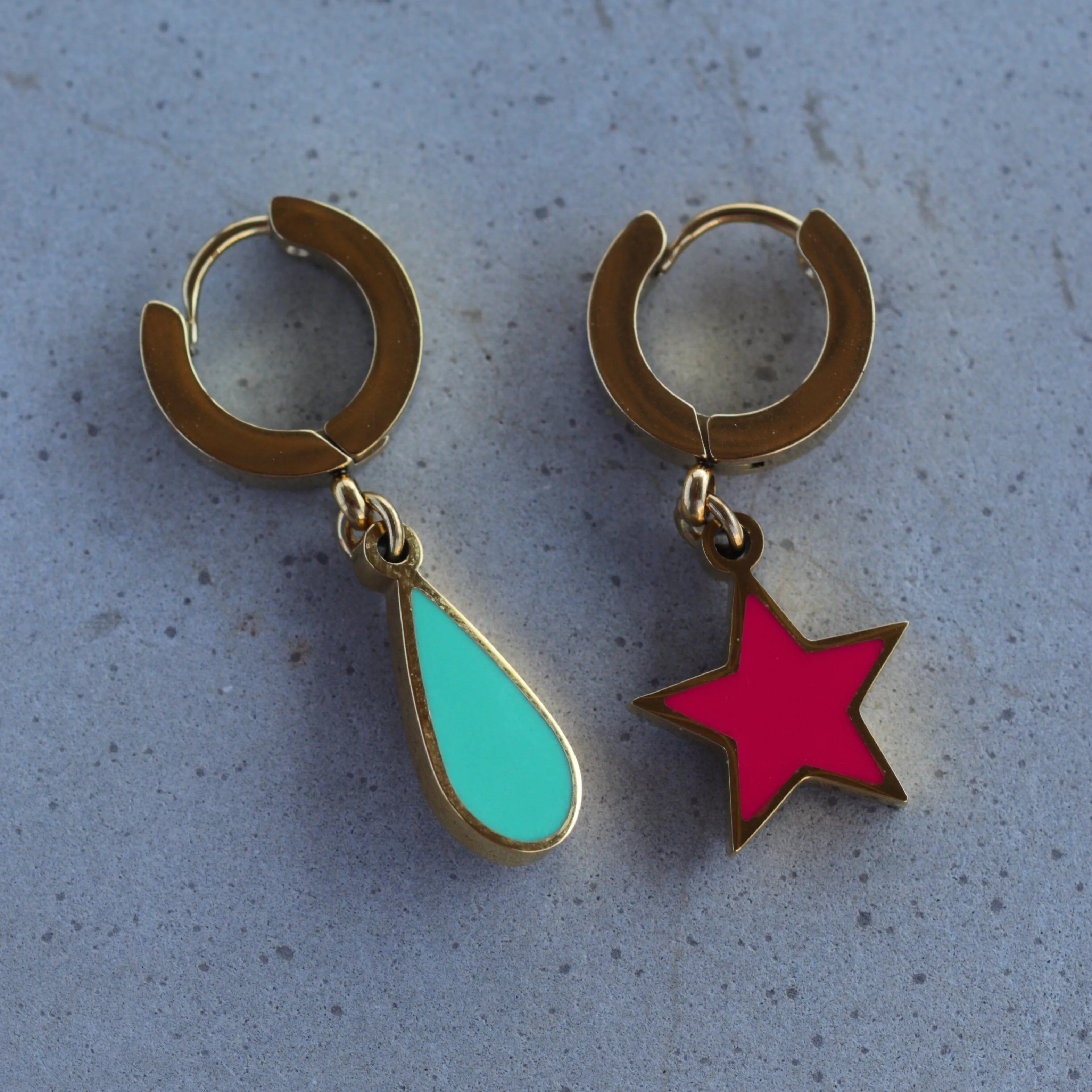 Hunter X Hunter™ Hisoka Star & Tear Earrings