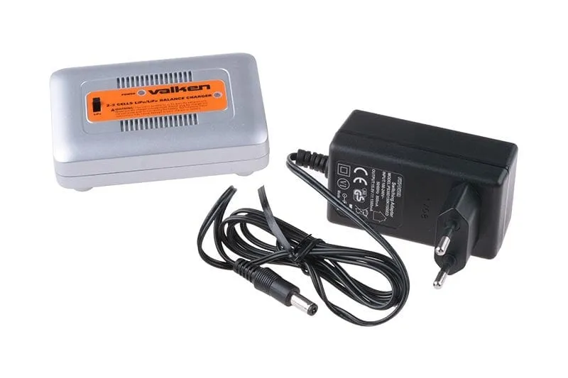 LiPo / LiFe microprocessor charger with balancer 2-3 Cells