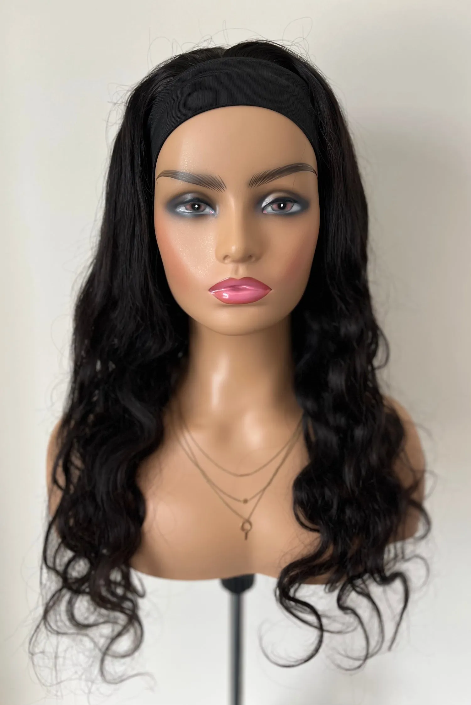 Preloved, Luvme, Body Wave High Density Headband Wig | Human hair | Natural Black | Average cap | 24" length