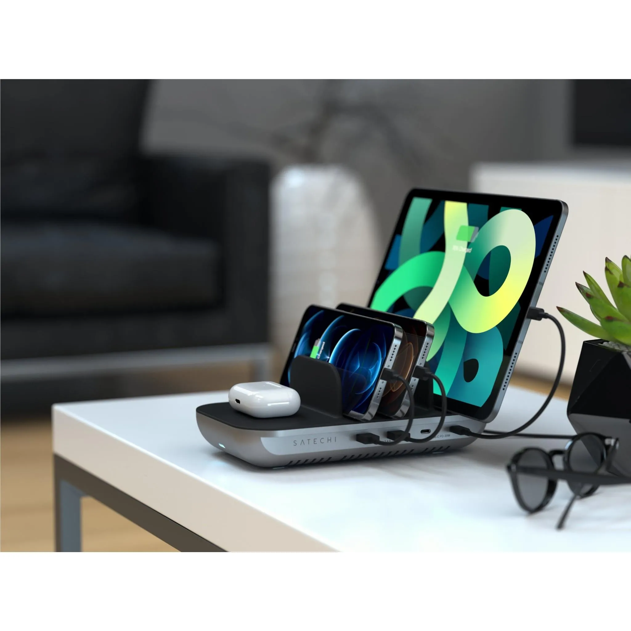 Satechi Dock 5 Multi-Device Charging Station with Wireless Charging